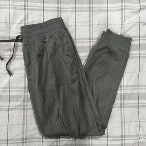 UA Joggers